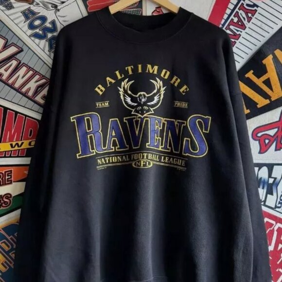 Baltimore Ravens Football Sweatshirt Baltimore Ravens Shirt Sweater Retro - Picture 2 of 3